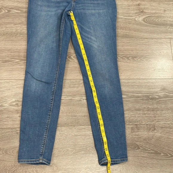 Old Navy Rockstar Super Skinny High Rise Secret Slim Pockets 10 - Picture 9 of 14